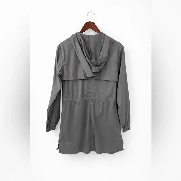 Garnet Hill Gray Lightweight Water Resistant Jacket, sz S - Picture 2 of 8